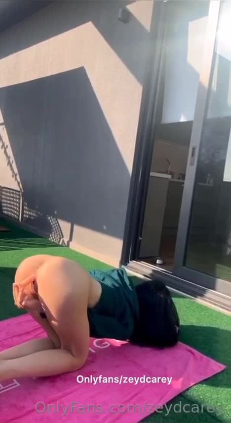 Alya Vural İfşa: Terasta Spor Yaparken Amına Dildo Soktu, Açık Havada!